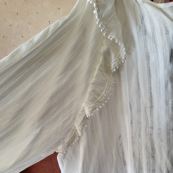 Blouse - Picture 2 of 3